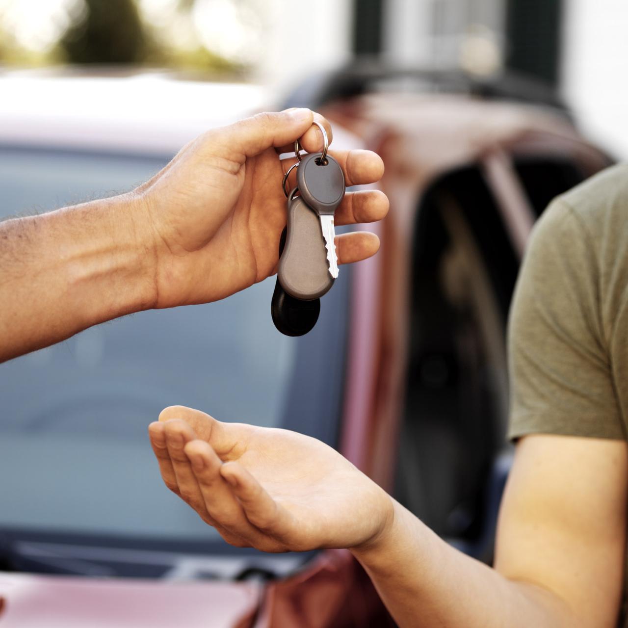 The Pros and Cons of Shopping for Cars Online