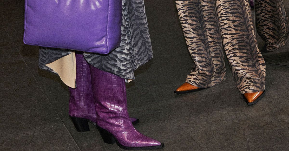 Understanding Seasonal Trends in Accessory Purchases